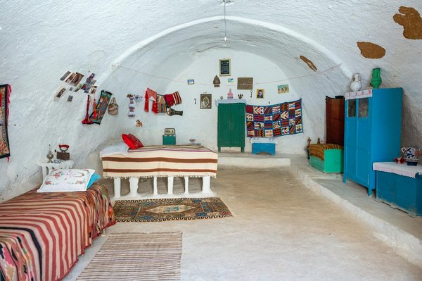 Comment organiser une visite des ateliers de mosaïque antique en Tunisie?